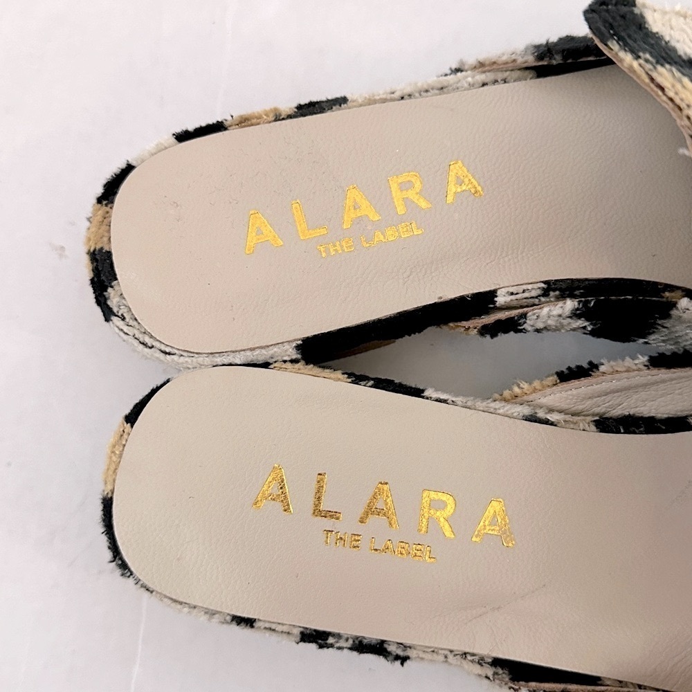 ALARA Silk Velvet leopard Point Toe Slide MULE 37or 7 - Picture 8 of 8